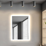Espejo eléctrico Integrity™ de 30" x 42" con luz LED