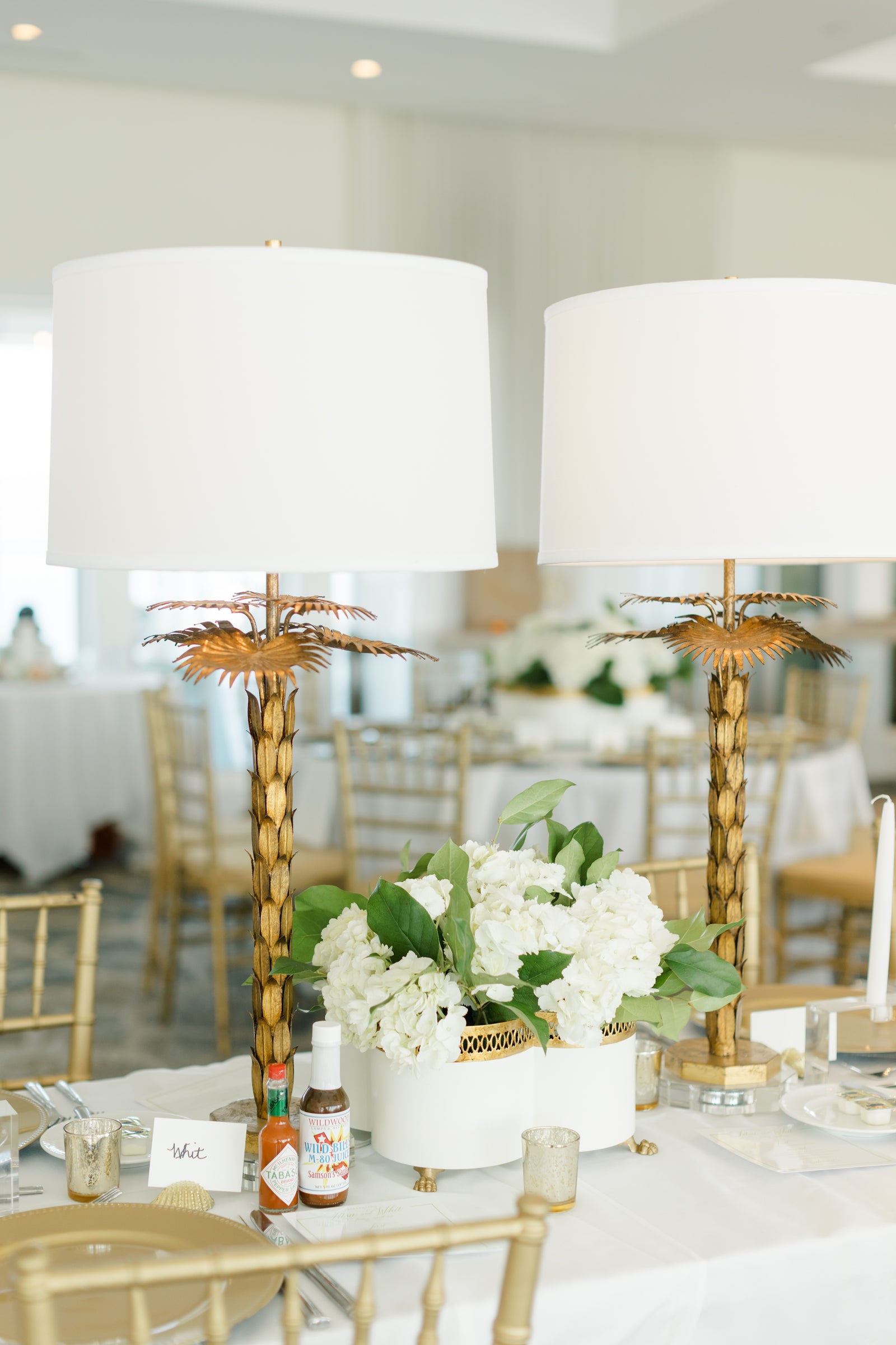 Palm Island Lamp - Gold