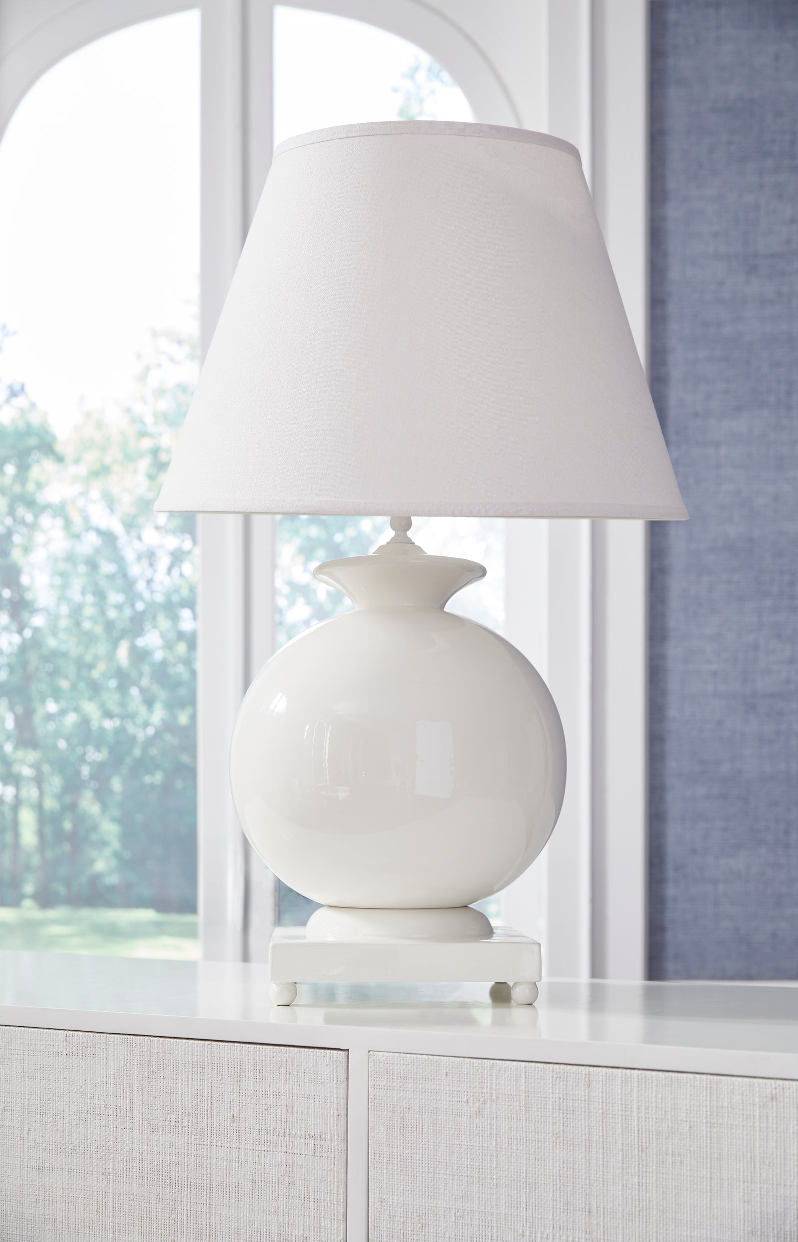 Opus Ceramic Lamp