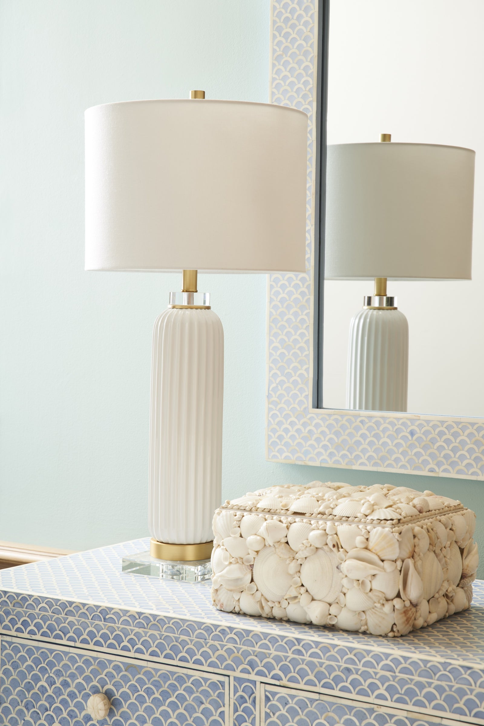Samuel Ceramic Lamp - White