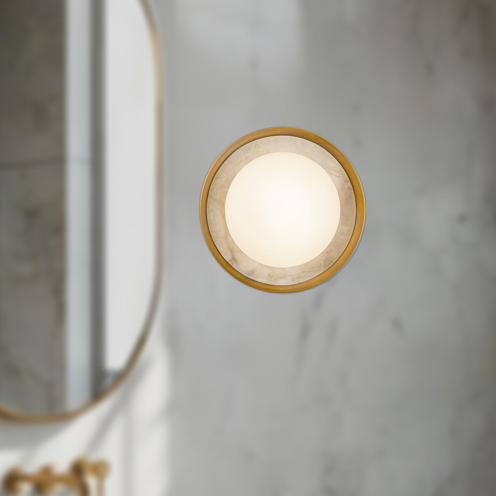 Alonso 8-in Vintage Brass LED Wall/Vanity