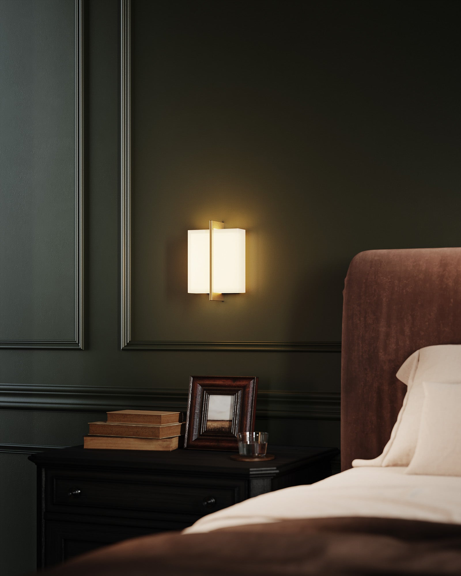 Bengal 7-in Brushed Gold LED Wall Sconce