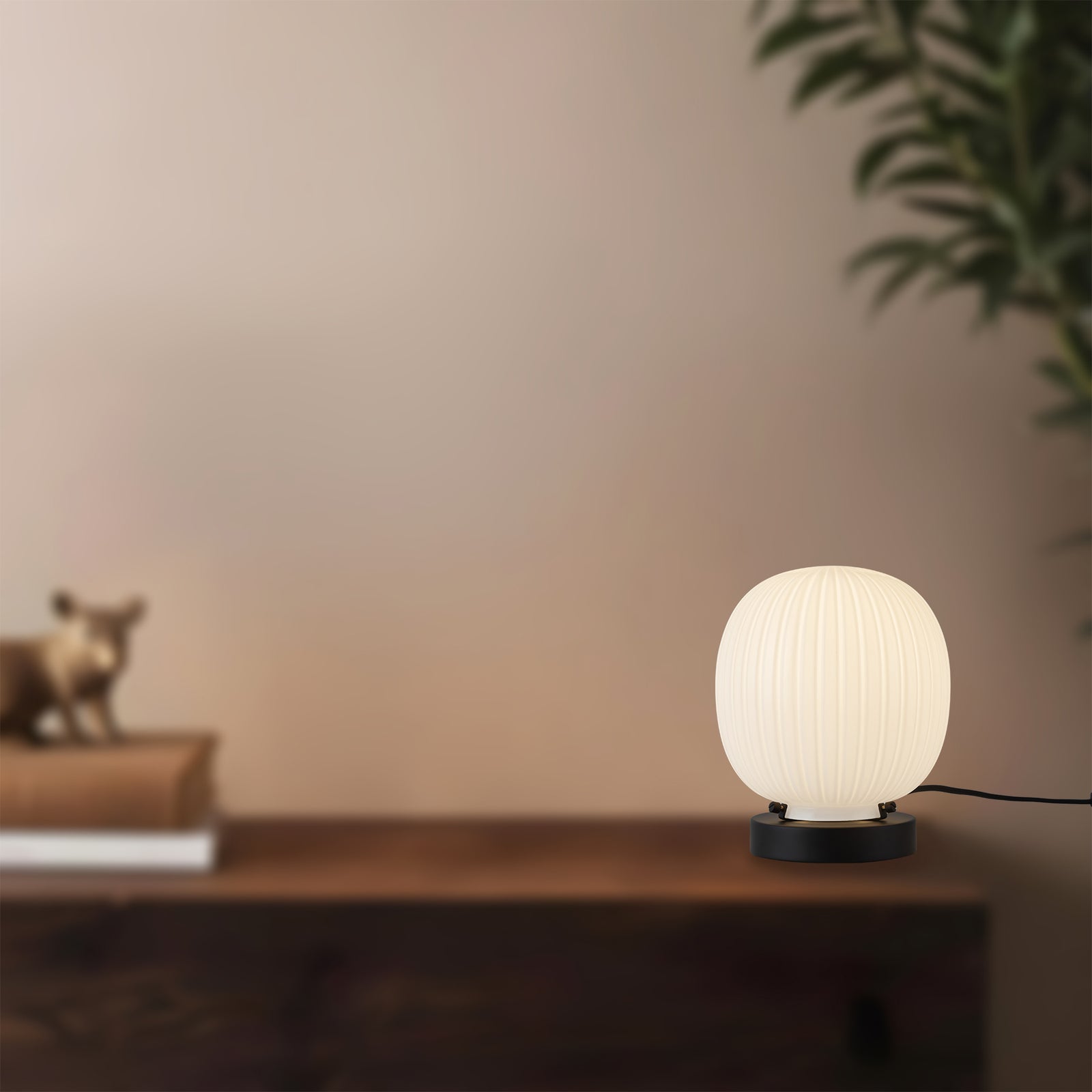 Cherise 7-in Matte Black/Glossy Ribbed Opal Glass Socket Table Lamp