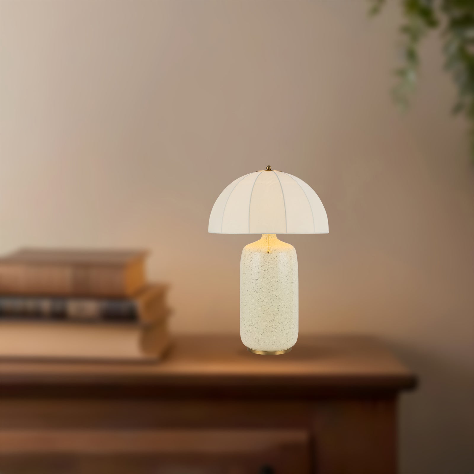Crosby 18-in Brushed Gold Socket Table Lamp