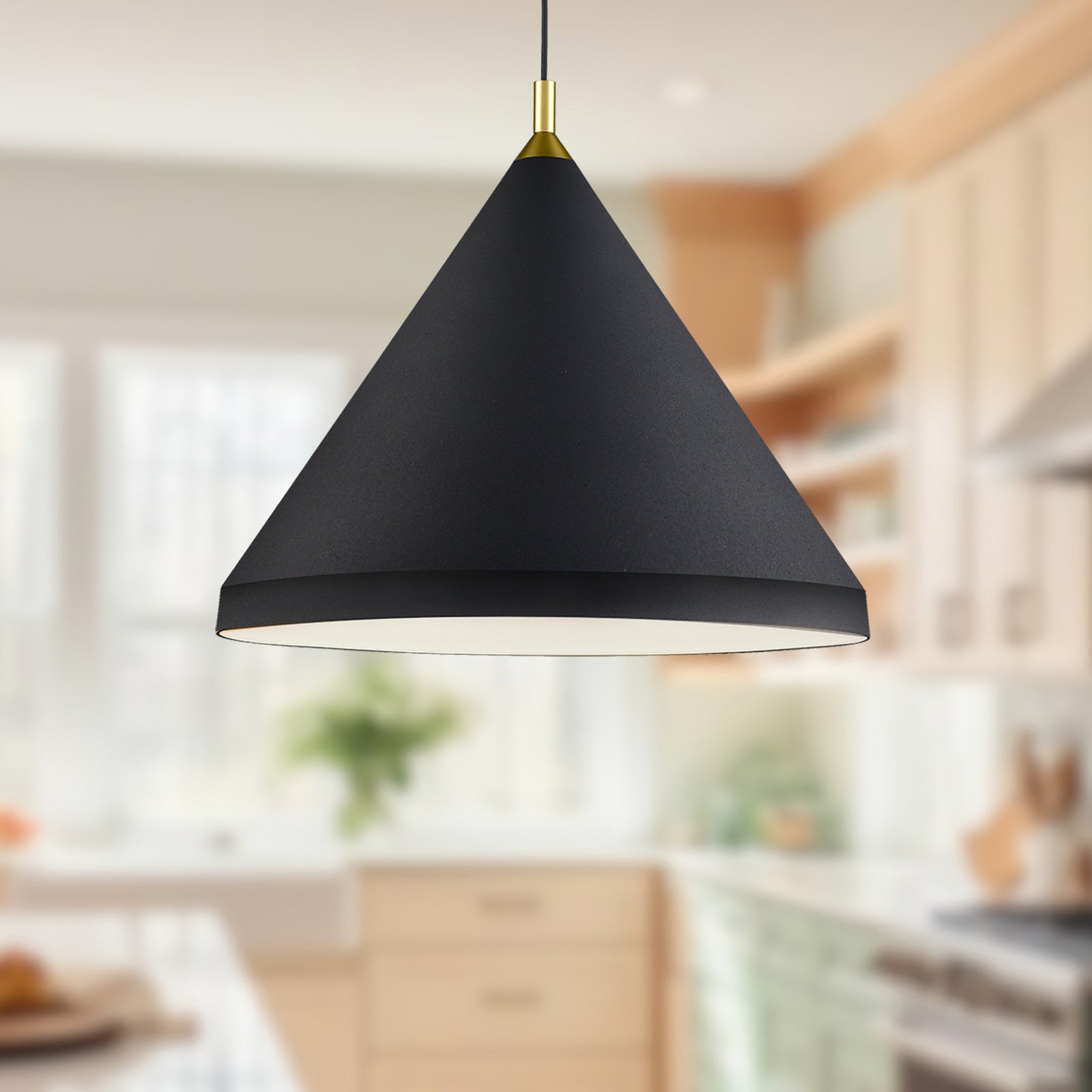 Dorothy 24-in Black With Gold Detail 1 Light Pendant