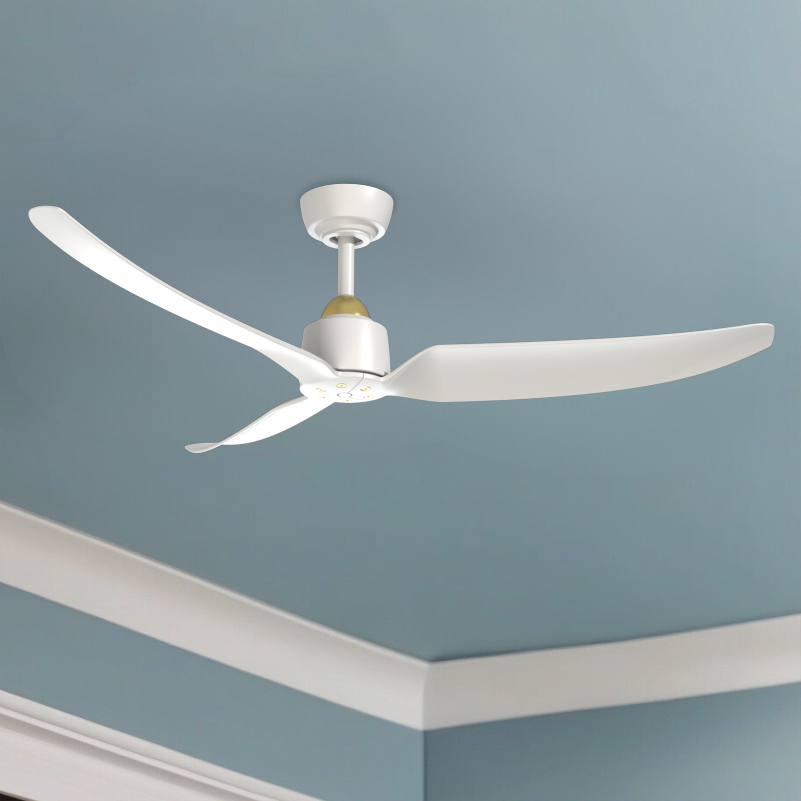 Hugo 52-in Brushed Gold/Matte White FAN Ceiling Fan