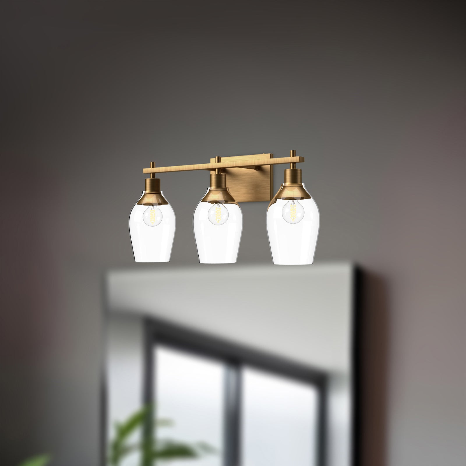 Kingsley 22-in Aged Gold/Clear Glass 3 Lights Vanity