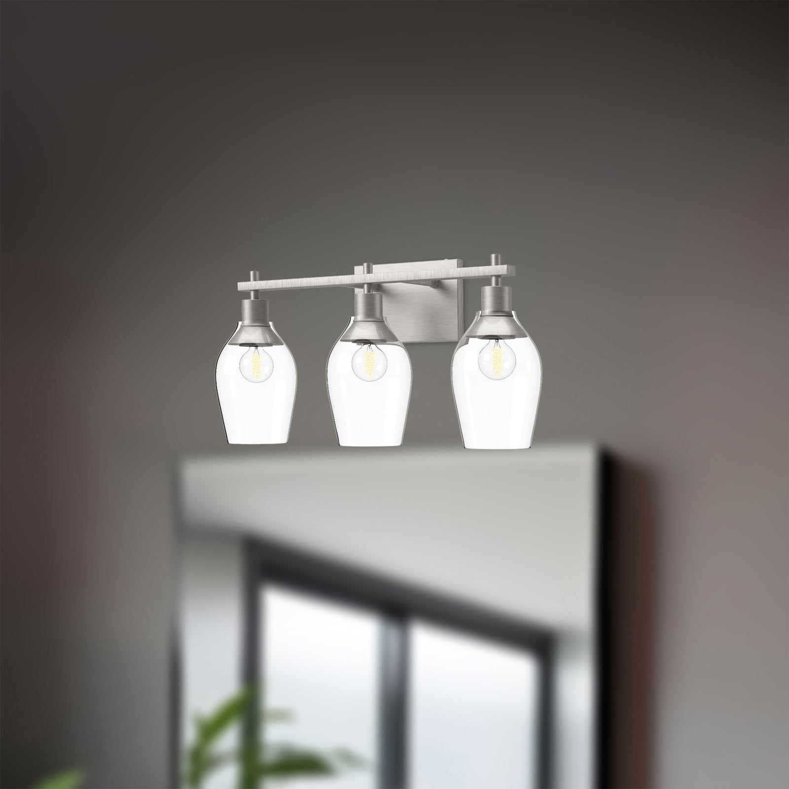 Kingsley 22-in Brushed Nickel/Clear Glass 3 Lights Vanity