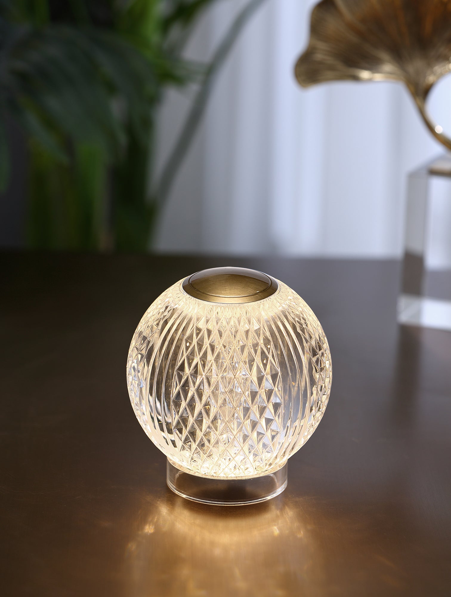 Marni 4-in Natural Brass LED Table Lamp