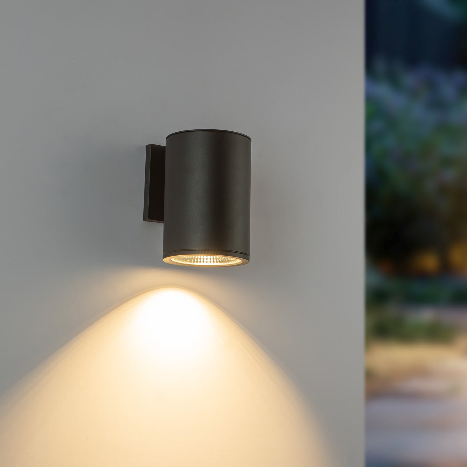 Nordic 7-in (5-in Dia.) Black LED Exterior Wall