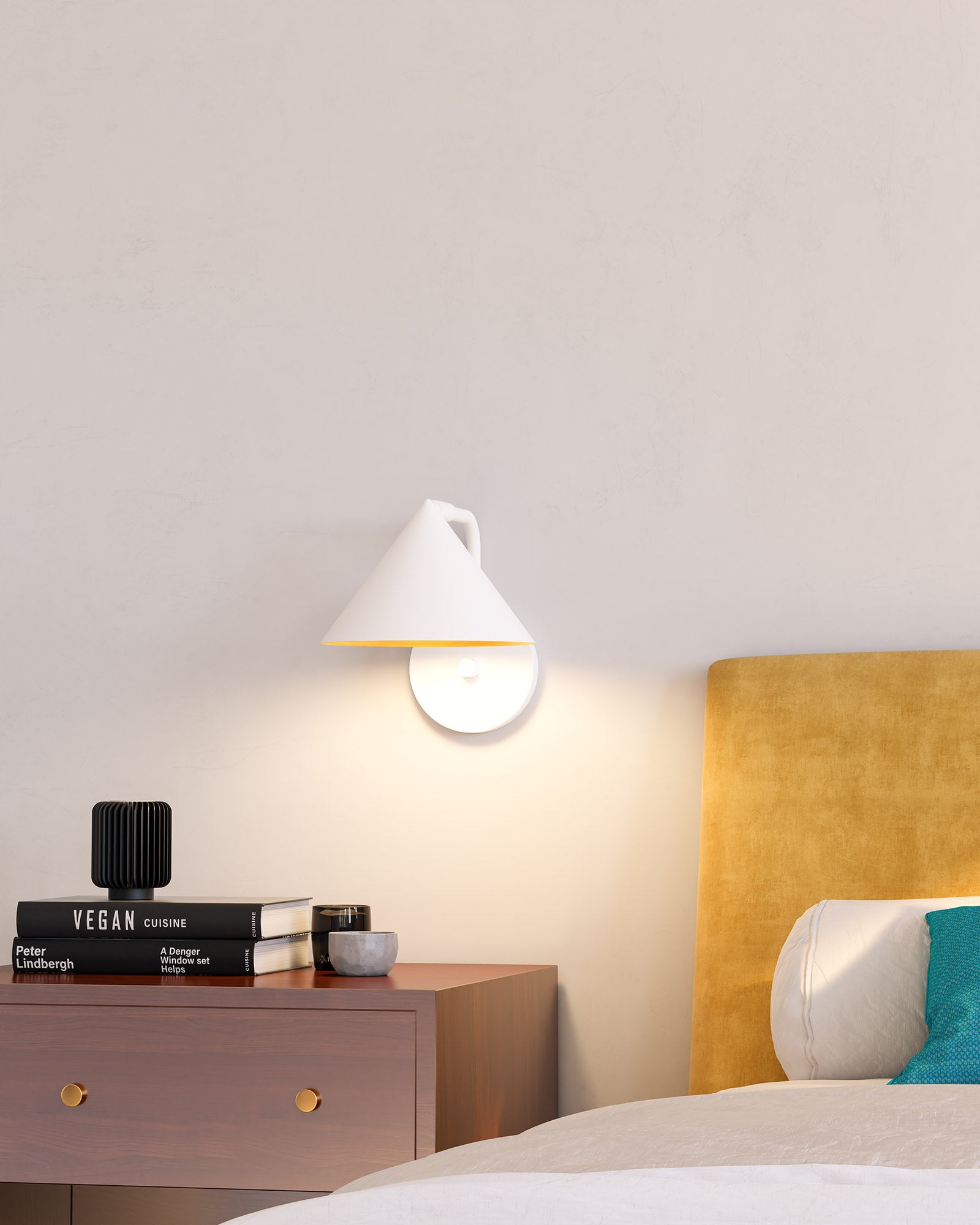 Remy 7-in White 1 Light Wall/Vanity