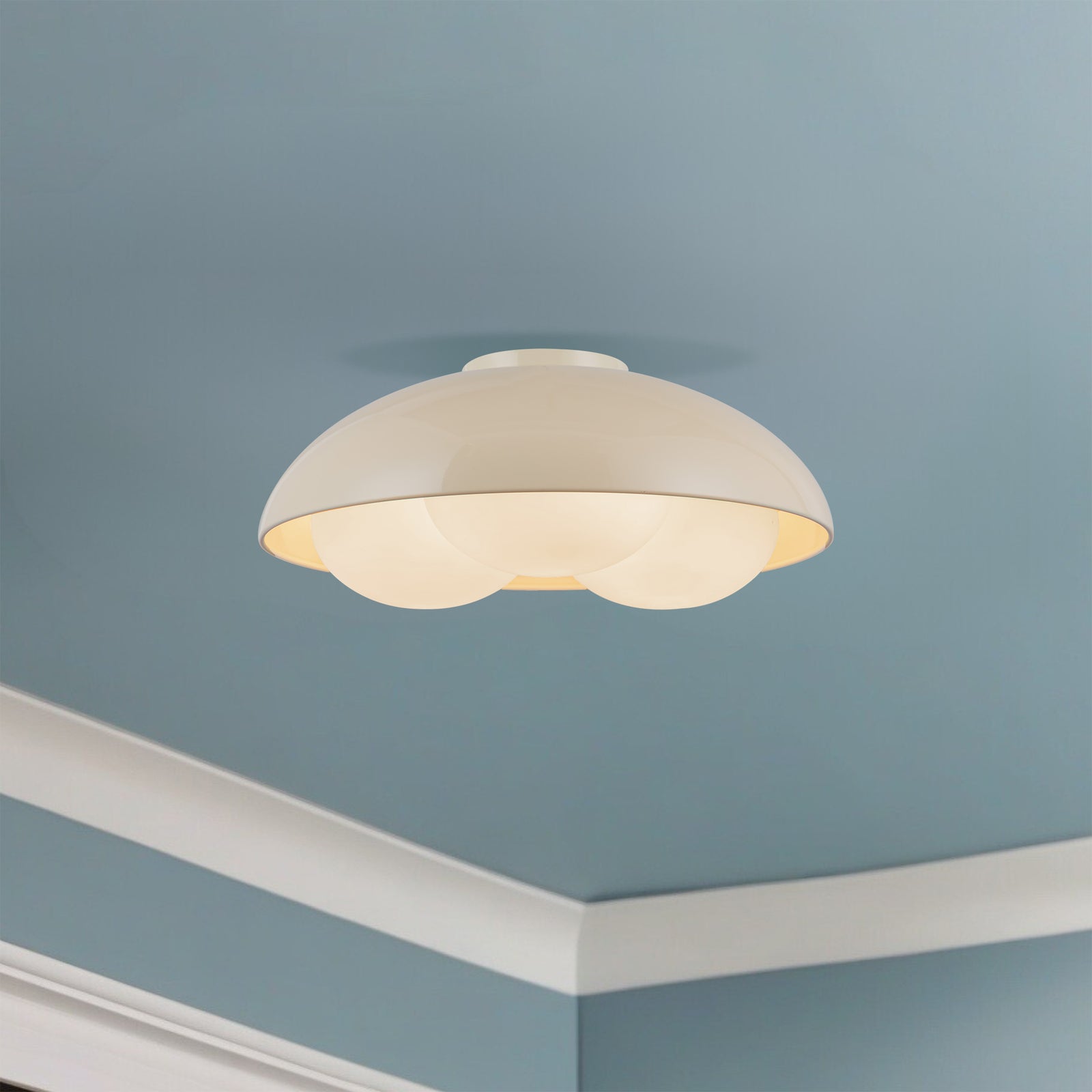 Robyn 16-in Pearl White/Opal Glass Socket Flush Mount