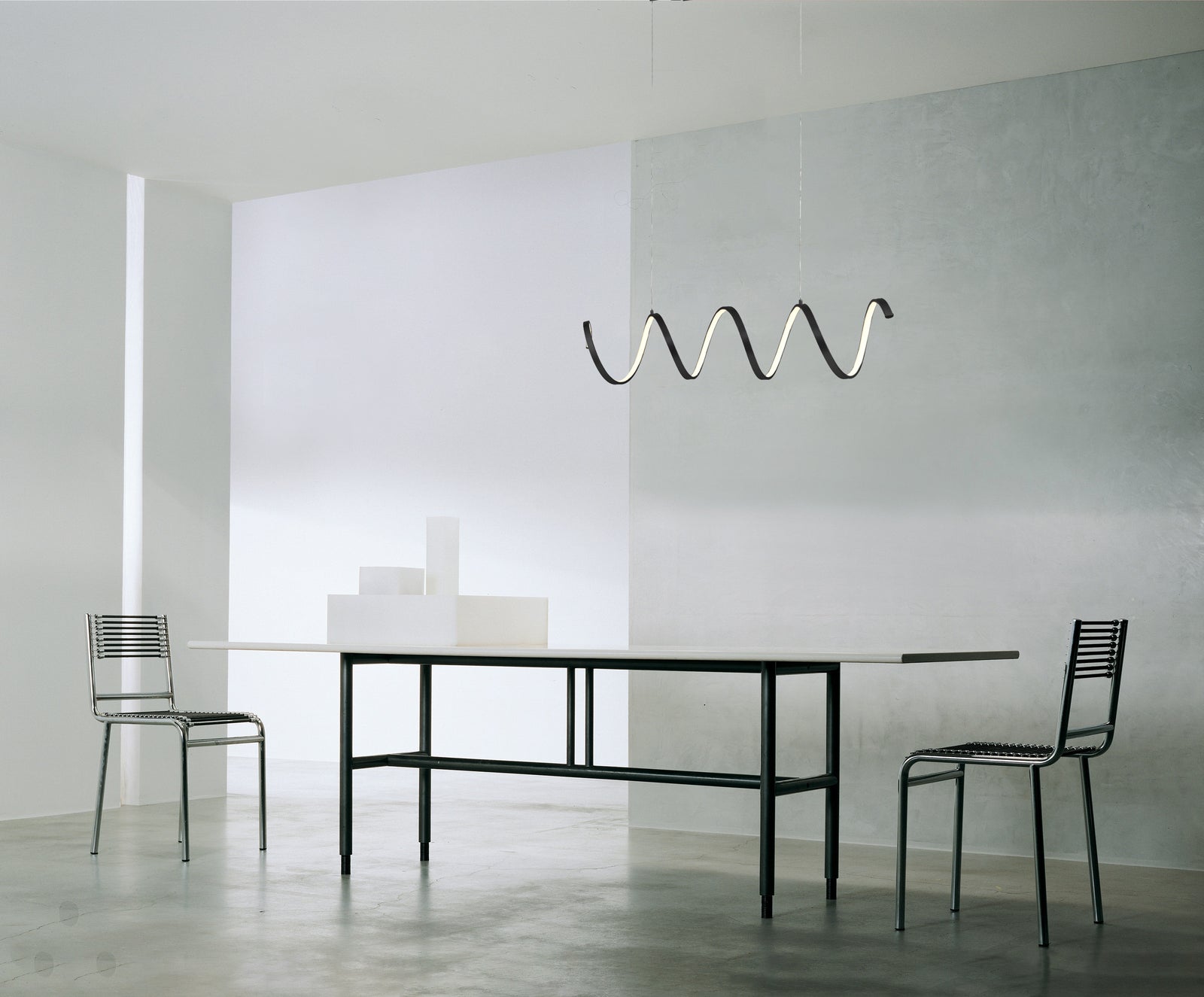 Synergy 42-in Black LED Linear Pendant