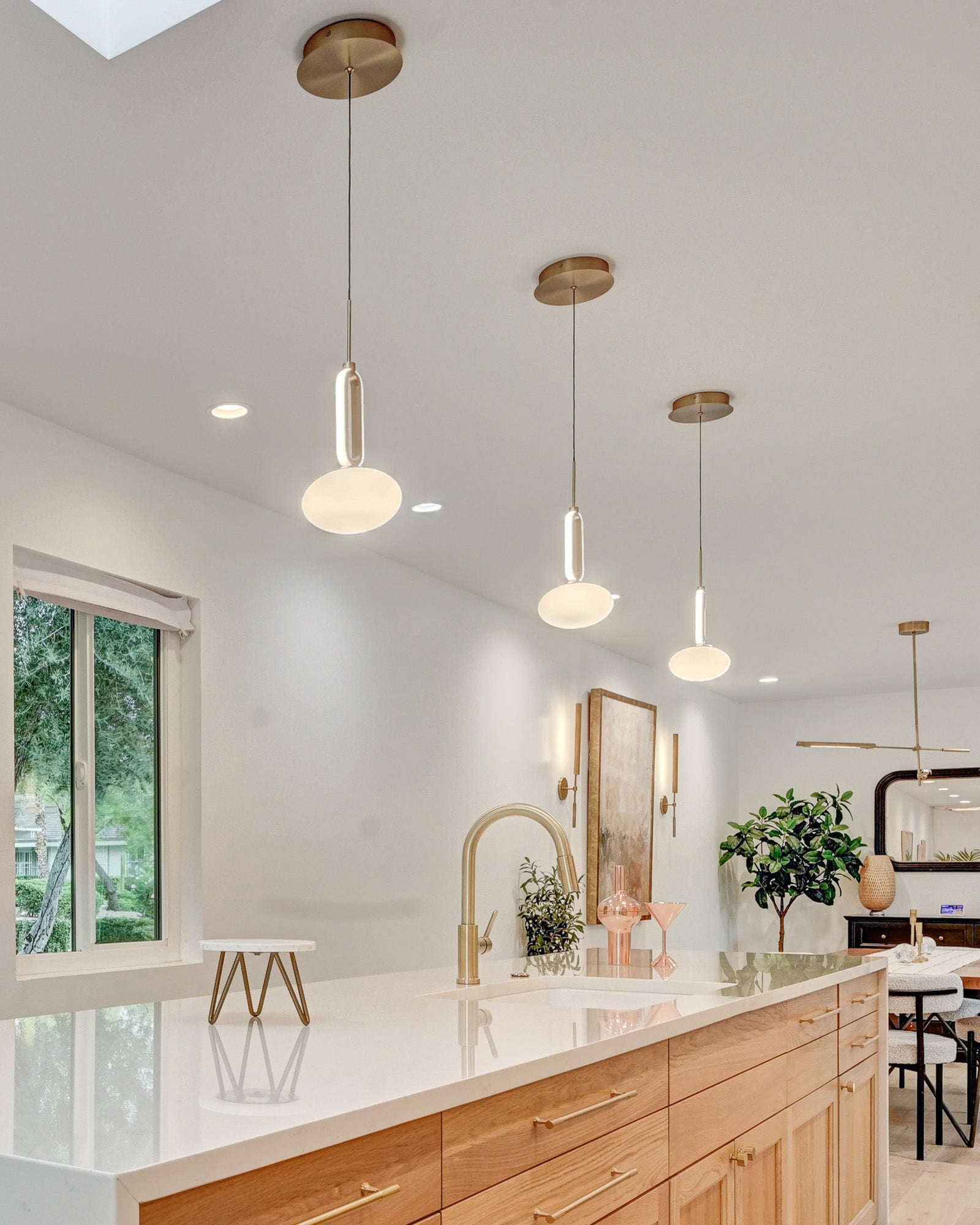 Tavira 6-in Brushed Gold LED Pendant
