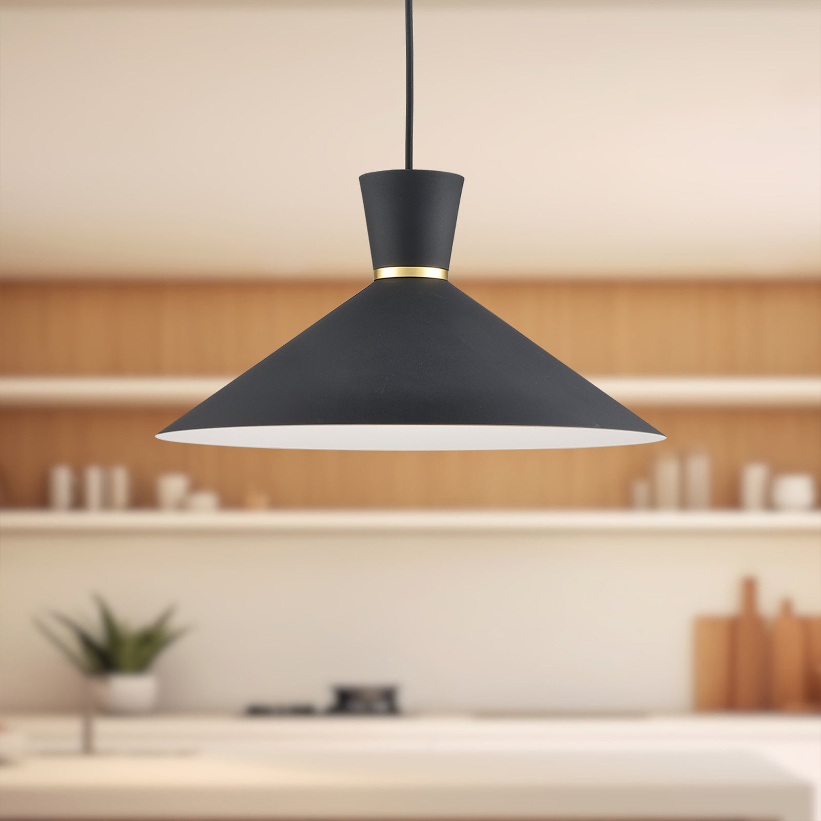 Vanderbilt 16-in Black With Gold Detail 1 Light Pendant