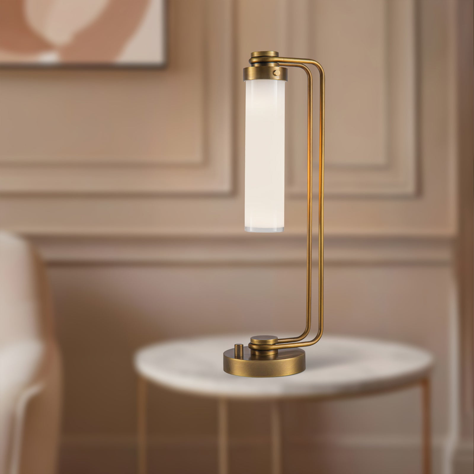 Wynwood 22-in Vintage Brass/Glossy Opal 1 Light Table Lamp